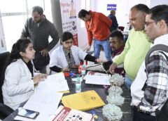 100 से अधिक लोगों द्वारा स्वास्थ्य कैम्प का लाभ लिया गया, अनेकों प्रकार की जांच निशुल्क की गई