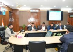 नैनीताल एवं मसूरी से संबंधित समस्याओं पर उच्चस्तरीय समीक्षा बैठक