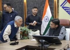 फीस जमा न होने पर स्कूल ने किया परीक्षा से बाधित; डीएम ने प्रोजेक्ट नंदा-सुंनदा से दी विदुषी की फीस