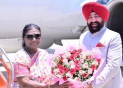 राज्यपाल, मुख्यमंत्री, मंत्रियों व अधिकारियों से किया स्वागत