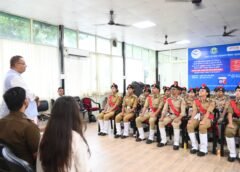 सैनिक कल्याण मंत्री गणेश जोशी ने एनसीसी कैडेटों का उत्साहवर्धन किया