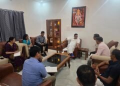 कैबिनेट मंत्री राम सिंह कैड़ा ने ली शहरी विकास, जलागम और पर्यावरण विभाग की समीक्षा बैठक