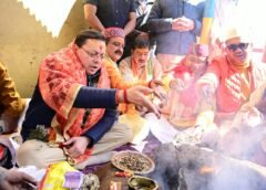 भगवान बदरीविशाल से प्रदेश की सुख-समृद्धि एवं खुशहाली की कामना की